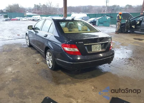 2008 Mercedes-Benz C 300 Luxury 4Matic/Sport 4Matic from USA, damaged, VIN WDDGF81X18F136384